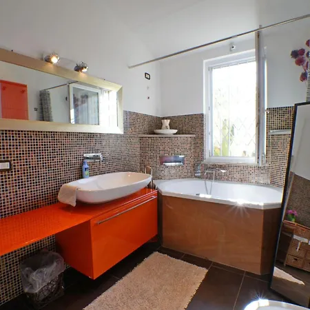 La Sevillana Villa *