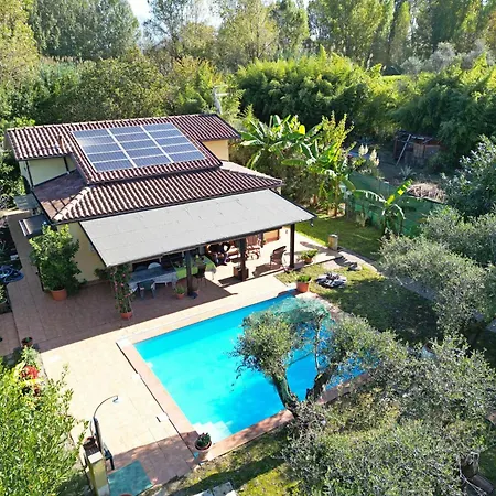 Villa La Sevillana