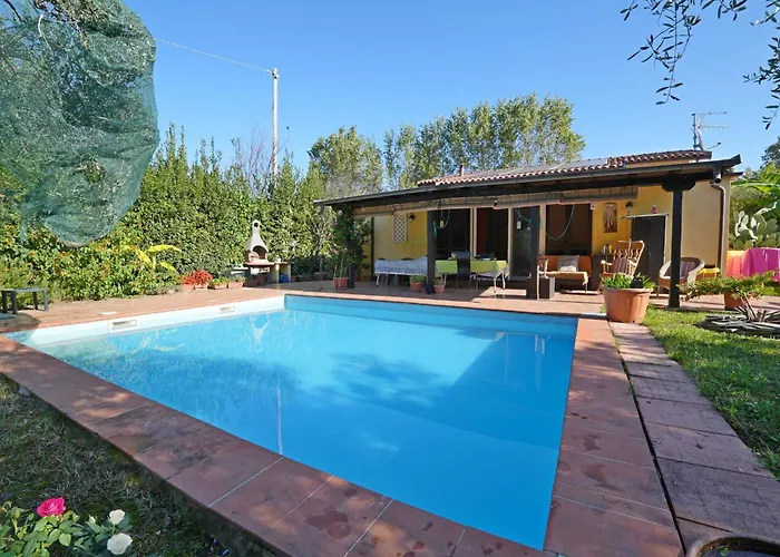 Vila La Sevillana Ameglia